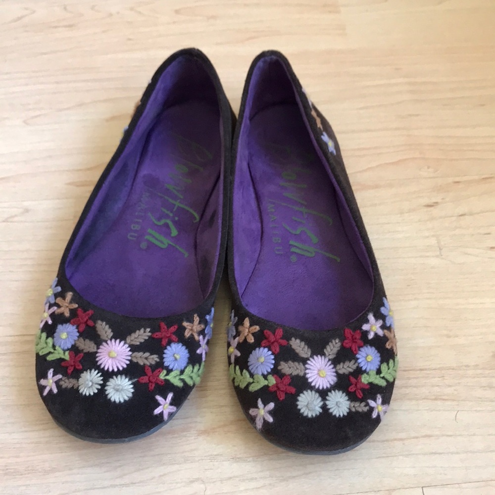 BLOWFISH MALIBU brown suede CUTE floral flats🌼🌸